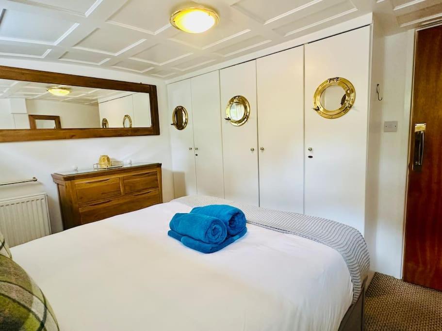Unique Houseboat Experience I Central City Break يورك المظهر الخارجي الصورة